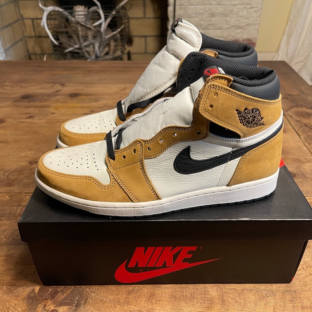 Air Jordan 1 Retro High OG “Rookie of the Year”Brand New in Box size 12
